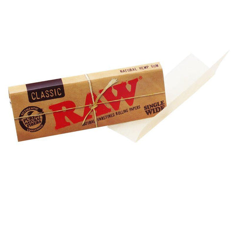 Raw Classic Single Wide 1 1/4 Size Rolling Papers - 50 Leaves