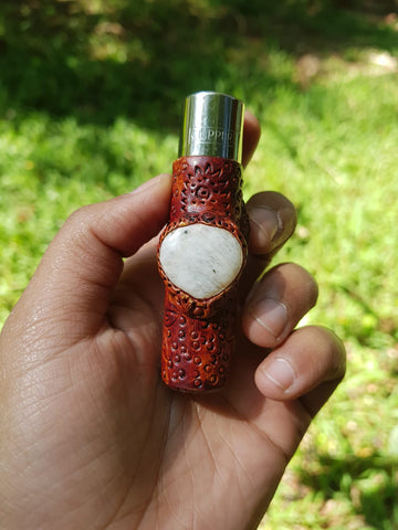 Clipper Designer White Rigged Stone Lighter